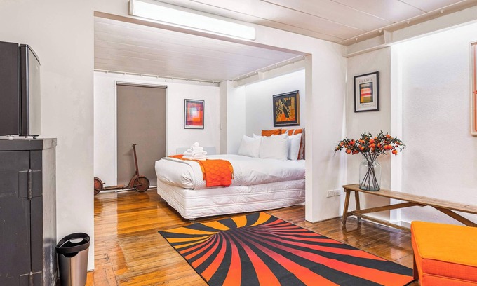 Newton Apartment | Spacious Room in Unique K Road Apt. Zodiak Stays