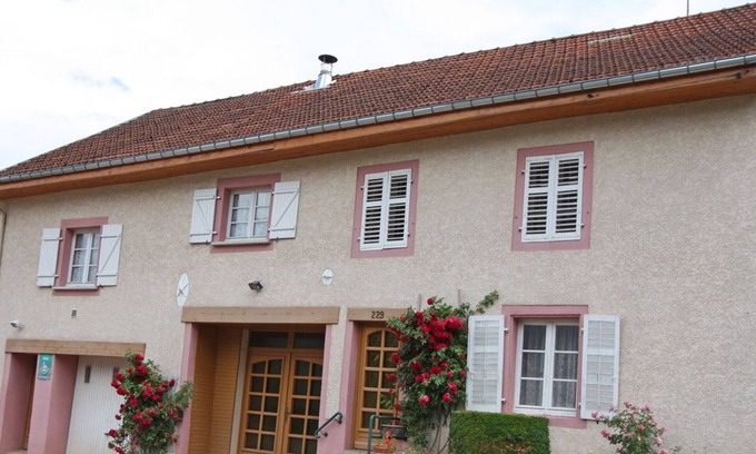 Taintrux Cottage | Spacious Split-Level Cottage with Terrace near Saint-Dié - Sleeps 5