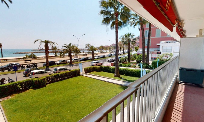 Menton Apartment | Spacious Studio with Sea View, Terrace, Near Center and Beaches in Menton