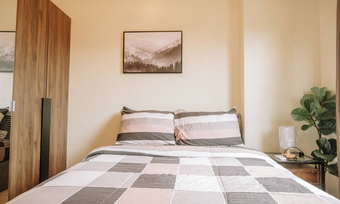 Mandurriao Condo | Spacious & Stylish City Haven