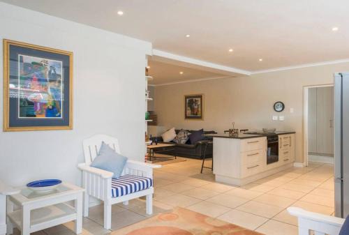 Port Elizabeth Apartment | Spacious Suburban Apartment