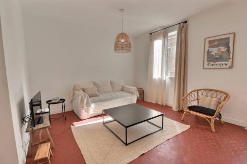 Le Rouet Apartment | Spacious T3 in the heart of Marseille