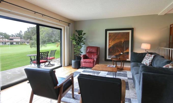 Vandenberg Village Condo | Spacious three bedroom Vandenberg Village condo in Santa Barbara's wine country