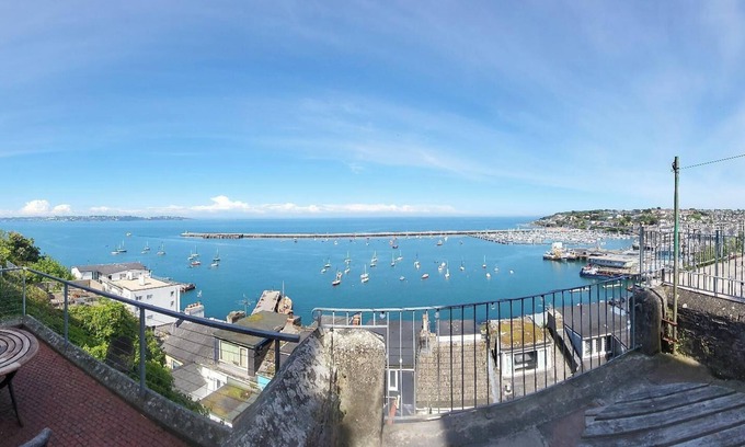 Brixham House | Spacious town house with commanding views over all of Torbay.