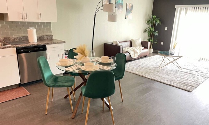 Downtown Des Moines Apartment | Spacious Verdell! (104)
