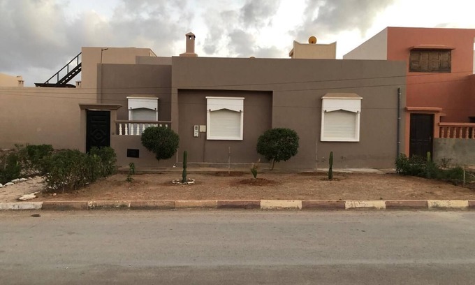 Mirleft Villa | Spacious villa just steps from the ocean ideal for family and friends