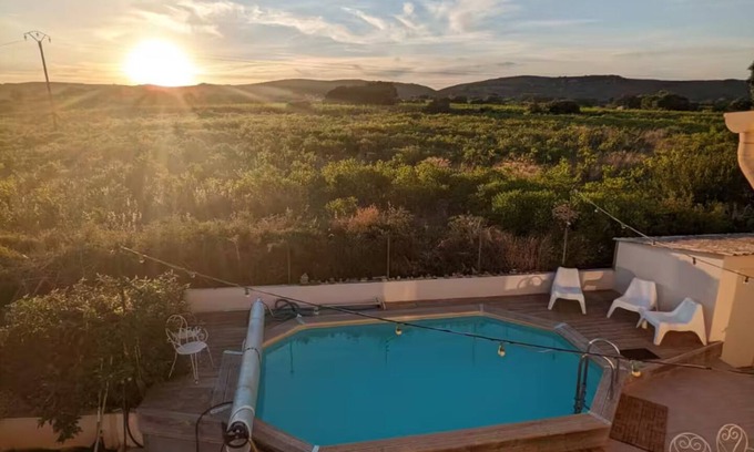Frontignan House | Spacious villa with pool and views of the sea and garrigue