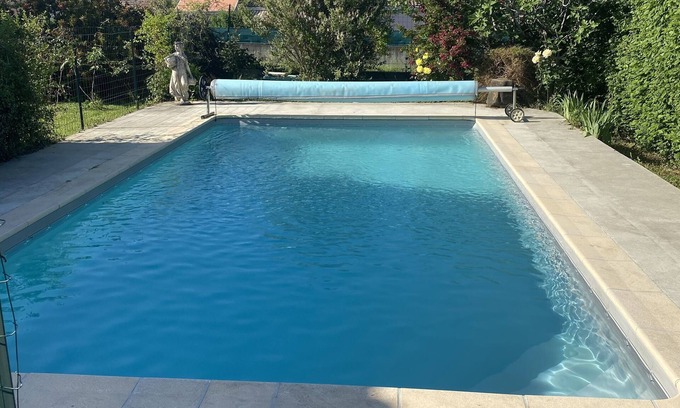 Lavelanet Villa | Spacious villa with pool