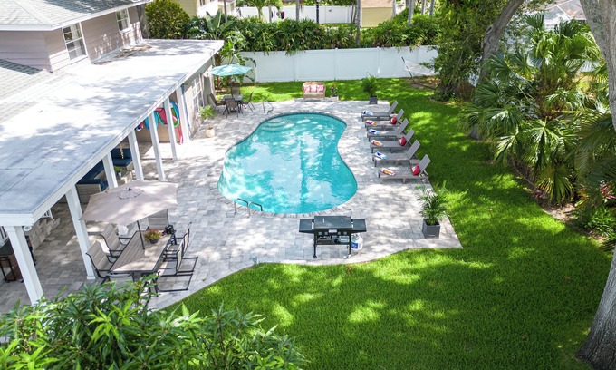 Seminole House | Spacious Villa with Private Heated Pool - 5-Minutes To Beach