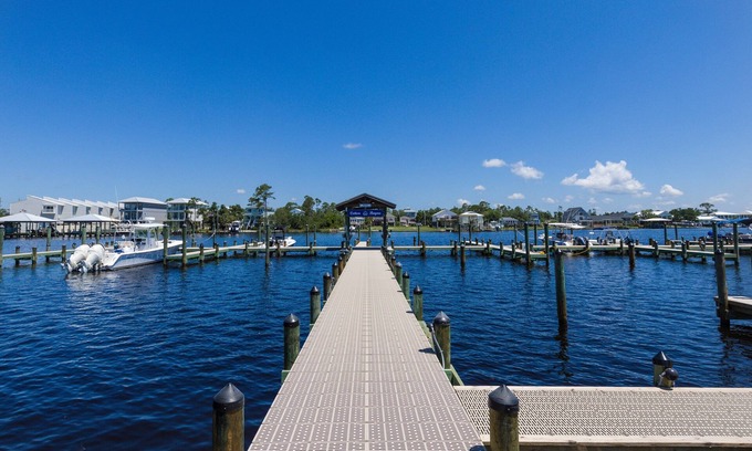 Orange Beach Condo | Spacious Waterfront Condo | Boat Dock Available | Outdoor Pool | My Beach Getaways