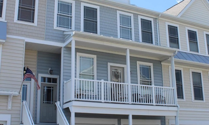West Ocean City House | Spacious West Ocean City Town Home - Close to Attractions - Great Community
