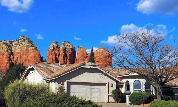 West Sedona House | Spacious West Sedona home in quiet neighborhood, 5 min walk to trails