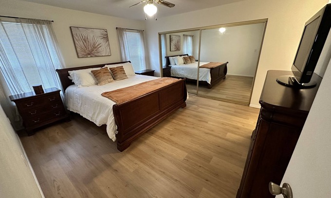 Academy Place House | Spain Heights - 4 bedroom spacious home in a convenient location.