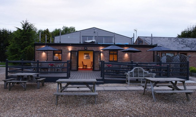 Laxton Bed & Breakfast | Spanhoe Lodge - B&B