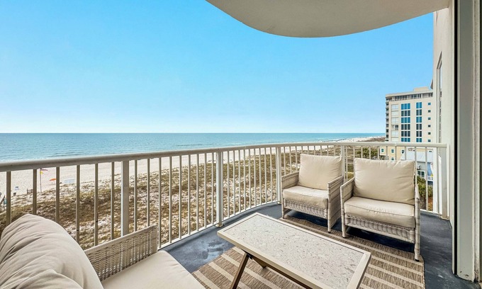 Ono Island Condo | Spanish Key | Gulf Views | Walk to Florabama | My Beach Getaways