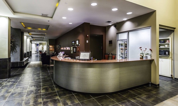 Artesia Hotel | Spark by Hilton Artesia