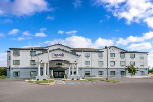 Wichita Falls Hotel | Spark by Hilton Wichita Falls