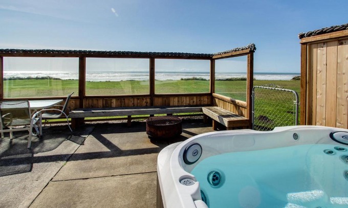 Yachats House | Sparkling Sands Oceanfront