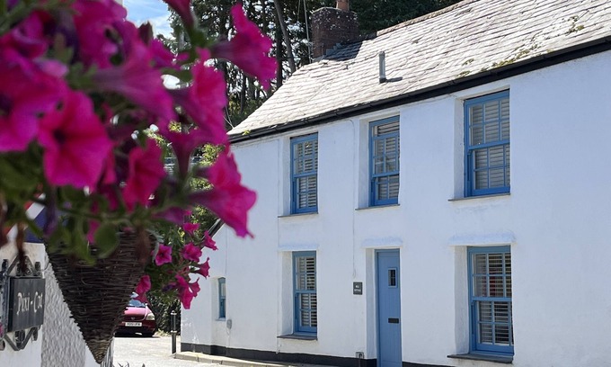 Marlborough Cottage | Special Offer-looking for a 2 night break? Bell Cottage, St Teath, sleeps 4+dogs