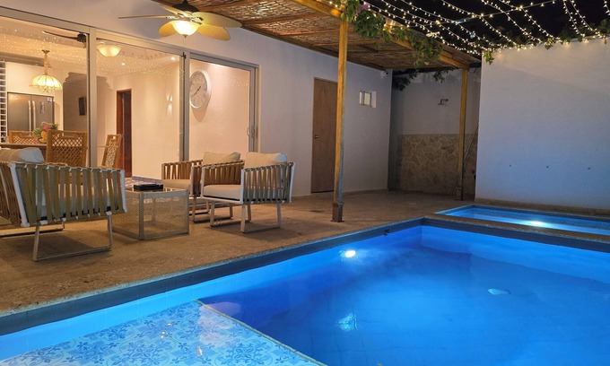 Urbanizacion Eliana House | Spectacular 4BR House W/Pool & Jacuzzi near Walled City