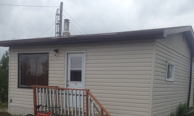 Britt Cottage | Spectacular Fall Colours & Muskie Fishing in Northern Ontario.