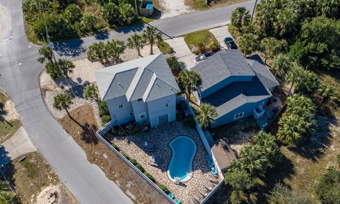 Bahama Beach House | Spectacular Gulf View Beach House- Private Pool, Sleeps 12
