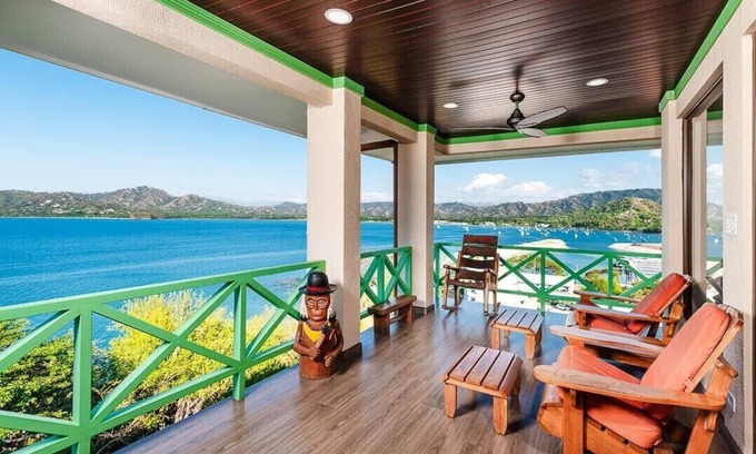 Playa Flamingo Condo | Spectacular Ocean Views with Pool
