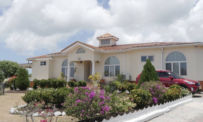 Fort Jeudy House | Spectacular Ocean Views - Sunrise Villa