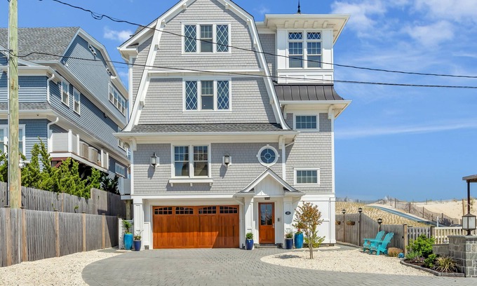Mantoloking House | Spectacular Oceanfront Oasis
