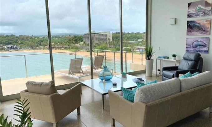 Lihue Condo | Spectacular Oceanfront Penthouse, AC, Sleeps 6