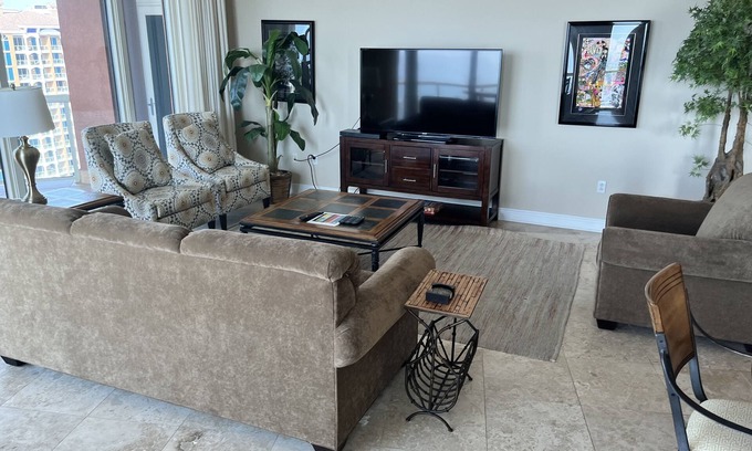 Pensacola Beach Condo | Spectacular Penthouse3 Bedroom at Portofino