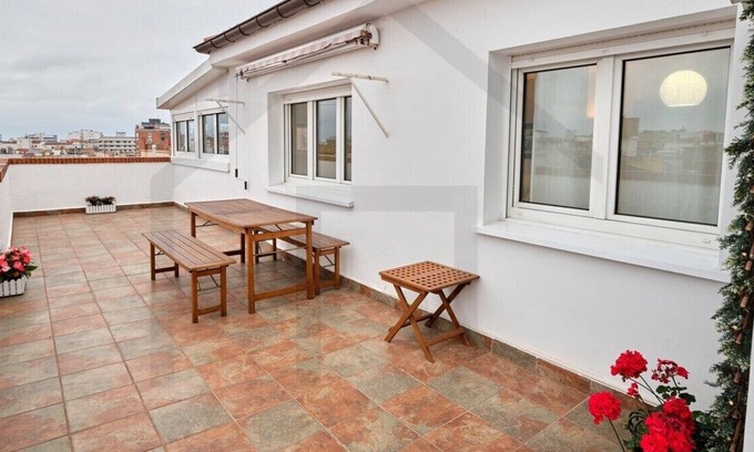 Gijon-Este Apartment | Spectacular penthouse a stone's throw from Gijón c
