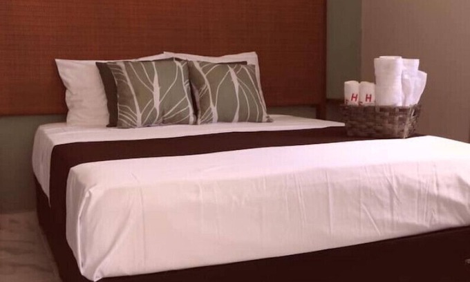 Downtown Cancun Apartment | Spectacular studio, AC, 60MB WiFi, Kitchen, Bathron