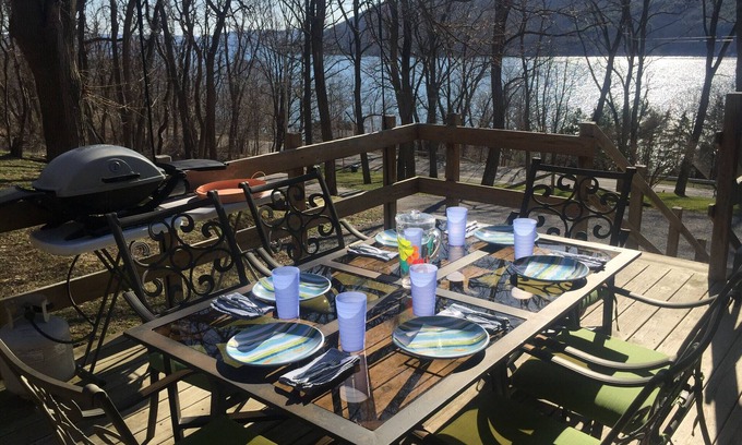 Dundee Ski Chalet | Spectacular sunsets over Keuka Lake - Located in the HEART of the Finger Lakes!