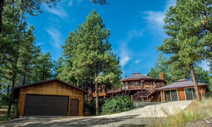 Pagosa Springs House | Spectacular Tree house! Amazing Views!