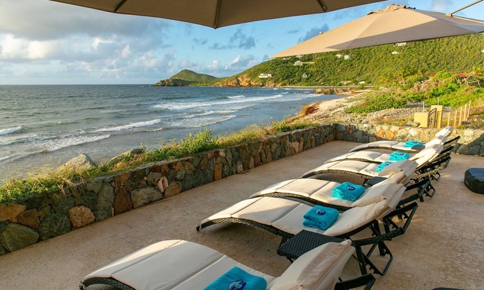 Estate Johns Folly Villa | Spectacular Oceanfront 6 BDRM Expansive Villa