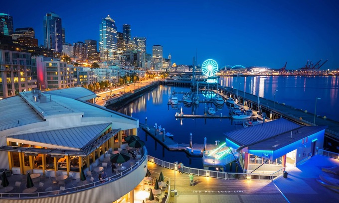 Downtown Seattle Condo | Spectacular View: Waterfront Condo Near Pike Place