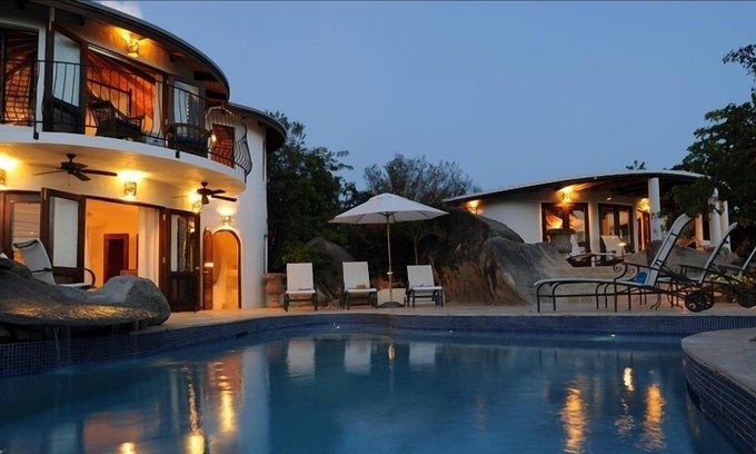 Little Trunk Bay Villa | Spectacular views and sunsets! Pristine beach 100 yard walk.
