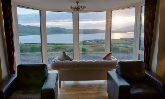 Dingle House | Spectacular views Of Dingle Bay And Town From A Luxurious Home.