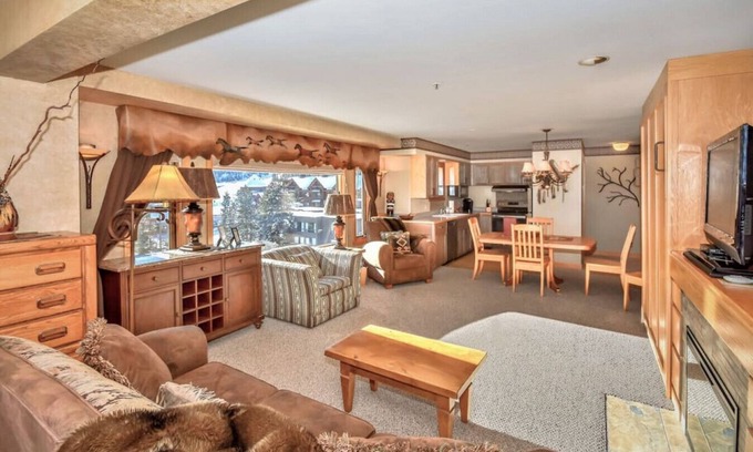 Big Sky Condo | Spectacular Views, Pool, Hot Tub, Mountain Village