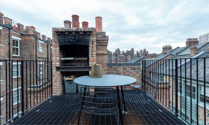 Bethnal Green Apartment | Spectacularly Unique 4BD House - Bethnal Green!