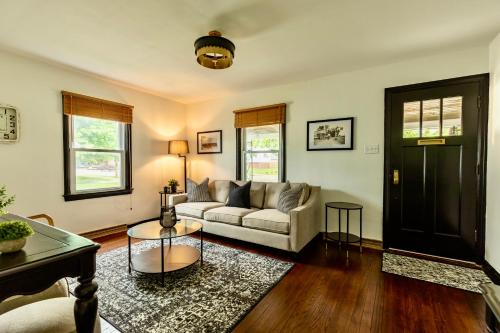 Speedway House | Speedway Finish Line House