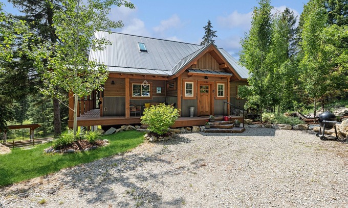 Whitefish Cabin | Spencer Mountain Cabin, hiking, biking, skiing, swimming, fishing