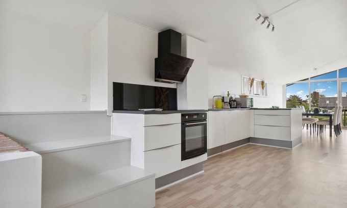 Fur Apartment | Spend an unforgettable vacation in this beautifully located vacation apartment.