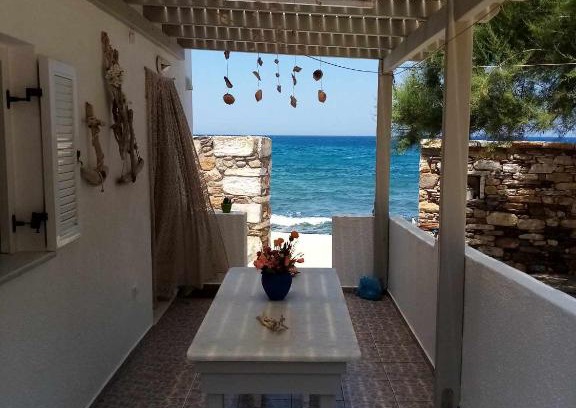 Apollonas Apartment | Spilios House