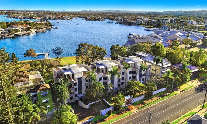 Mooloolaba Apartment | Spinnaker Quays