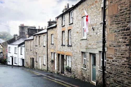 Kirkby Lonsdale House | Spinners Cottage - Central Kirkby Lonsdale Retreat