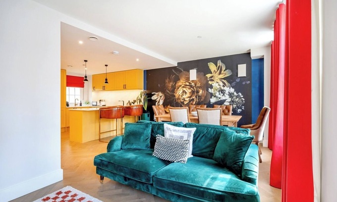 Spitalfields House | Spitafield’s Best Town house