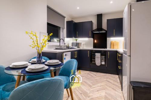 Central Aberdeen Apartment | Spital Stay - SJA Stays - Modern 3 Bed Apartment