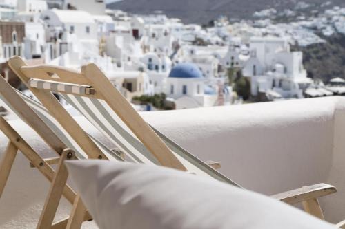 Oia Bed & Breakfast | Spitia Santorini Villa Collection
